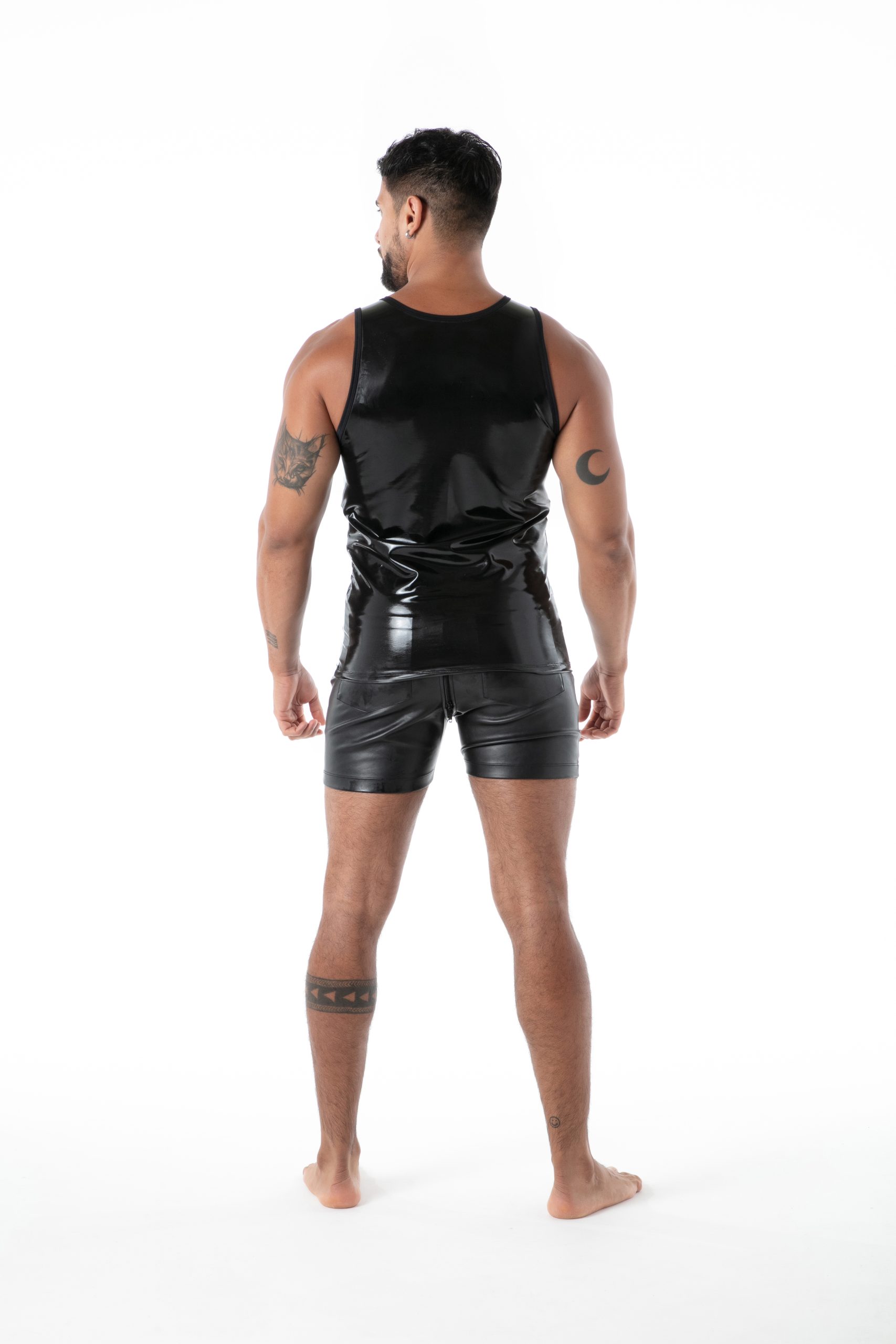 zwarte latex tanktop achterkant